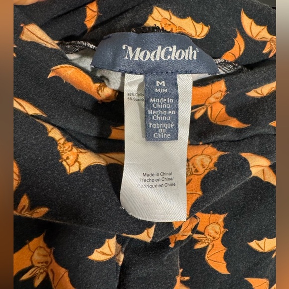 ModCloth Bat Leggings Womens Medium Black Orange Halloween Fall Pumpkin Ankle - Picture 4 of 8